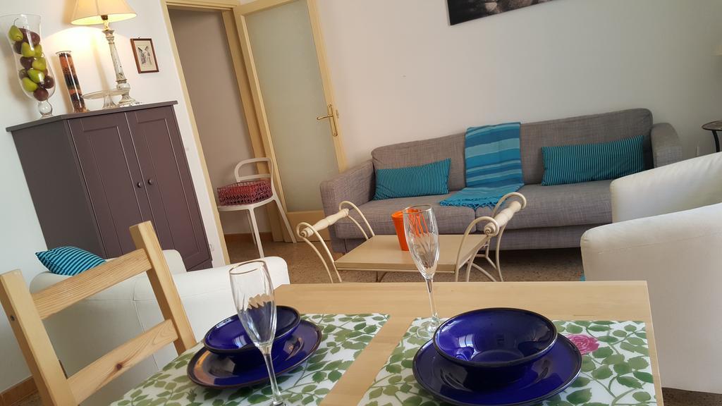 Apartamento Hector En 시체스 외부 사진